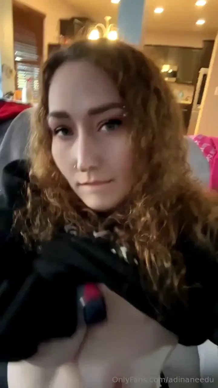 Some titties for this lovely sunday 