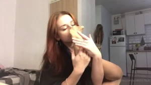 Pantyhose feet sniffing