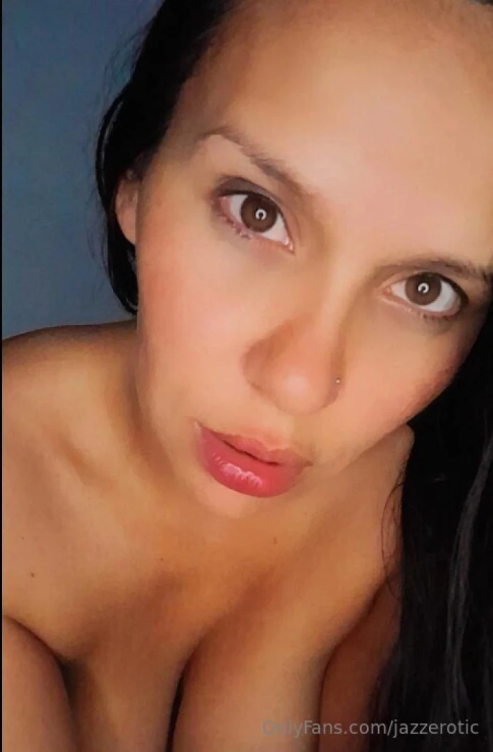 Hello love do you want to have the hottest moment fulfill your 