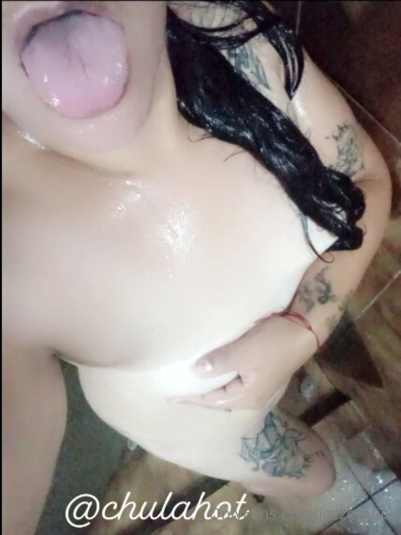 Free free free play with me you won t regret it love chulahot chulahot 