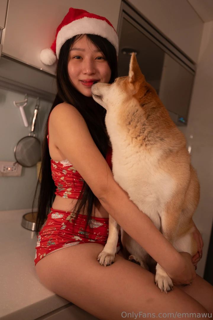 Why does he always steal the show lol kinda wondering if you d rather 