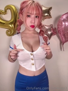 I really look like a sailor moon charectar in this costume