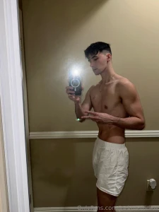 Just had a shower the flash in the mirror is a vibe though haha making part 1