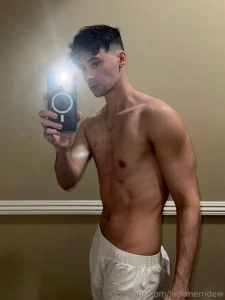Just had a shower the flash in the mirror is a vibe though haha making