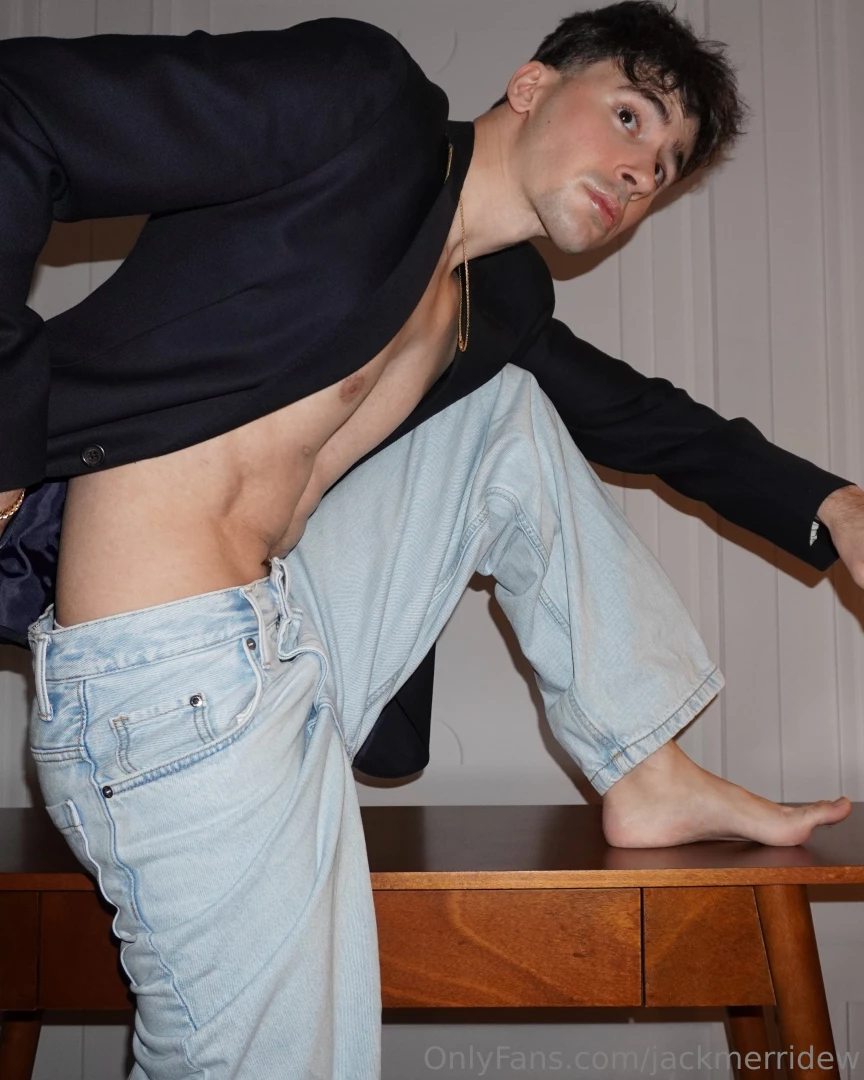 Happy sunday hope yours is chill 