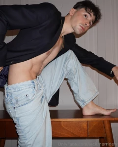 Happy sunday hope yours is chill