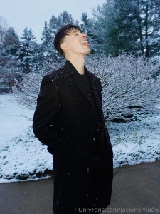 Merry christmas hope you guys are having a great day sending love to