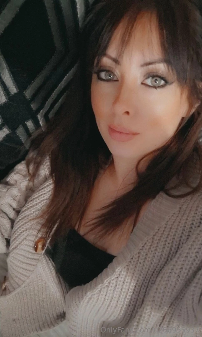 It s milf monday feeling lonely and want some attention xxx 