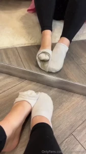 Do you like me more without socks