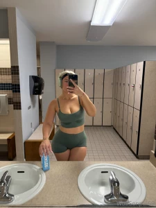 Late night work me out
