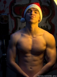 Fyp abs biceps bigdick bigcock boner boy cock dick fitness flexing gay part 1