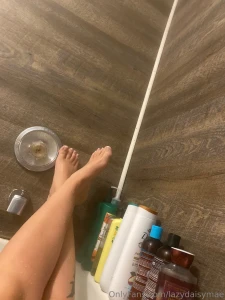 A soak before work for my feet ppl