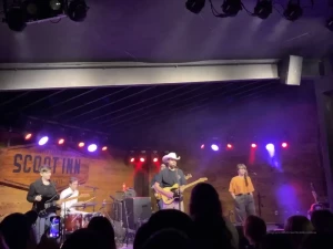 Y all happy monday i hope everyone had a vivacious weekend feels