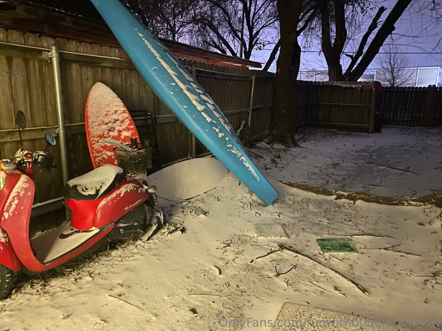 It s snowing in texas part 1 