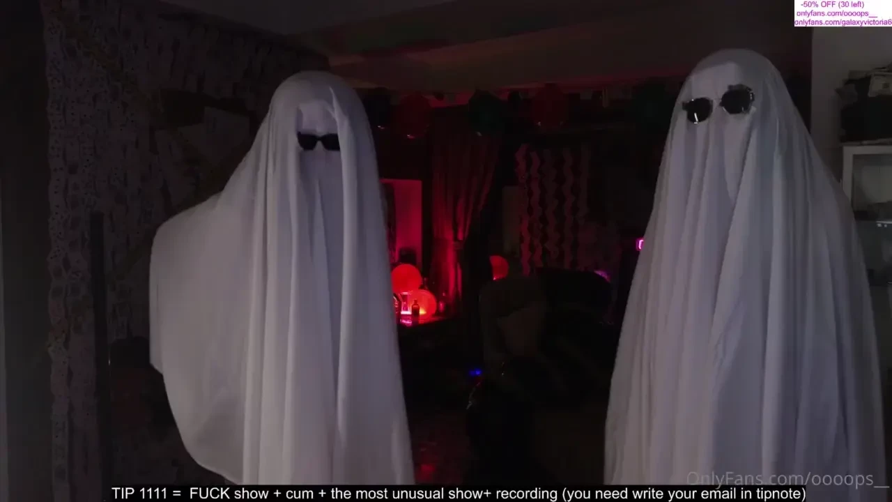 Don t miss the opportunity to watch the halloween party with 