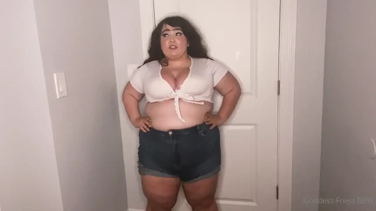 Becoming a ssbbw fuck i m getting fat but not fast enough i wanna be 