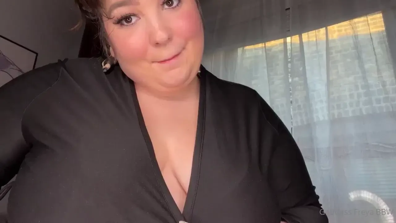 Bbw mommy agrees to get fat for you one morning you wake up to the 