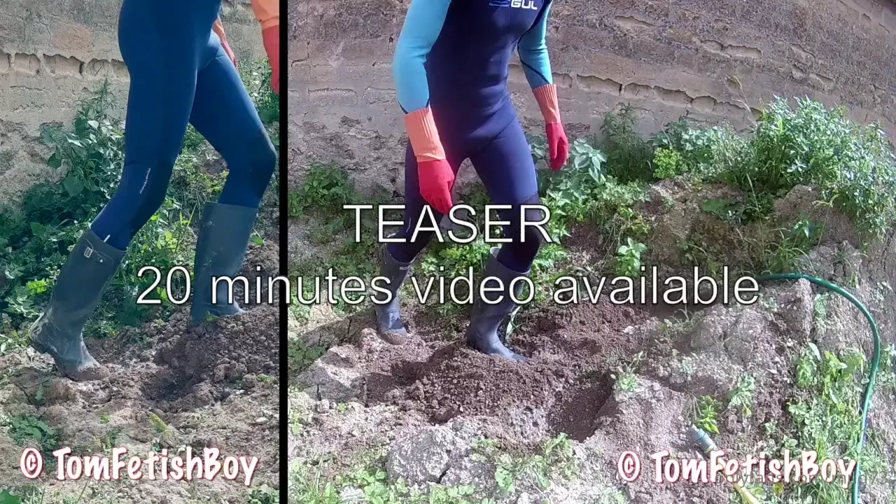 New bleu wetsuit and blue hunter boots very muddy hey it s the end of 