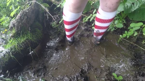 In preparation for the holiday season here are my leaky hunter chelsea part 2