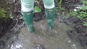 I love these hunter boots the only issue is that they leak purchase part 1