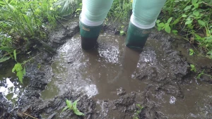 I love these hunter boots the only issue is that they leak purchase part 4