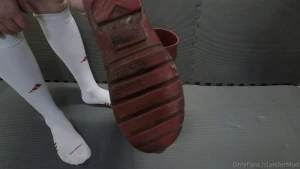 First time ever destroying a pair of hunter boots these were way to part 2