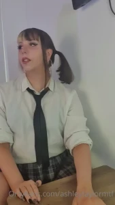 Pov we take turns sucking each other off under the desk