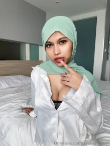 Should i pull you into bed