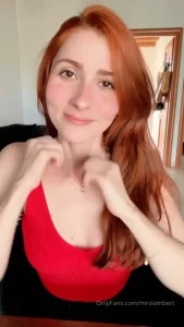 Gif good friends show you their boobs to wish you a beautiful day