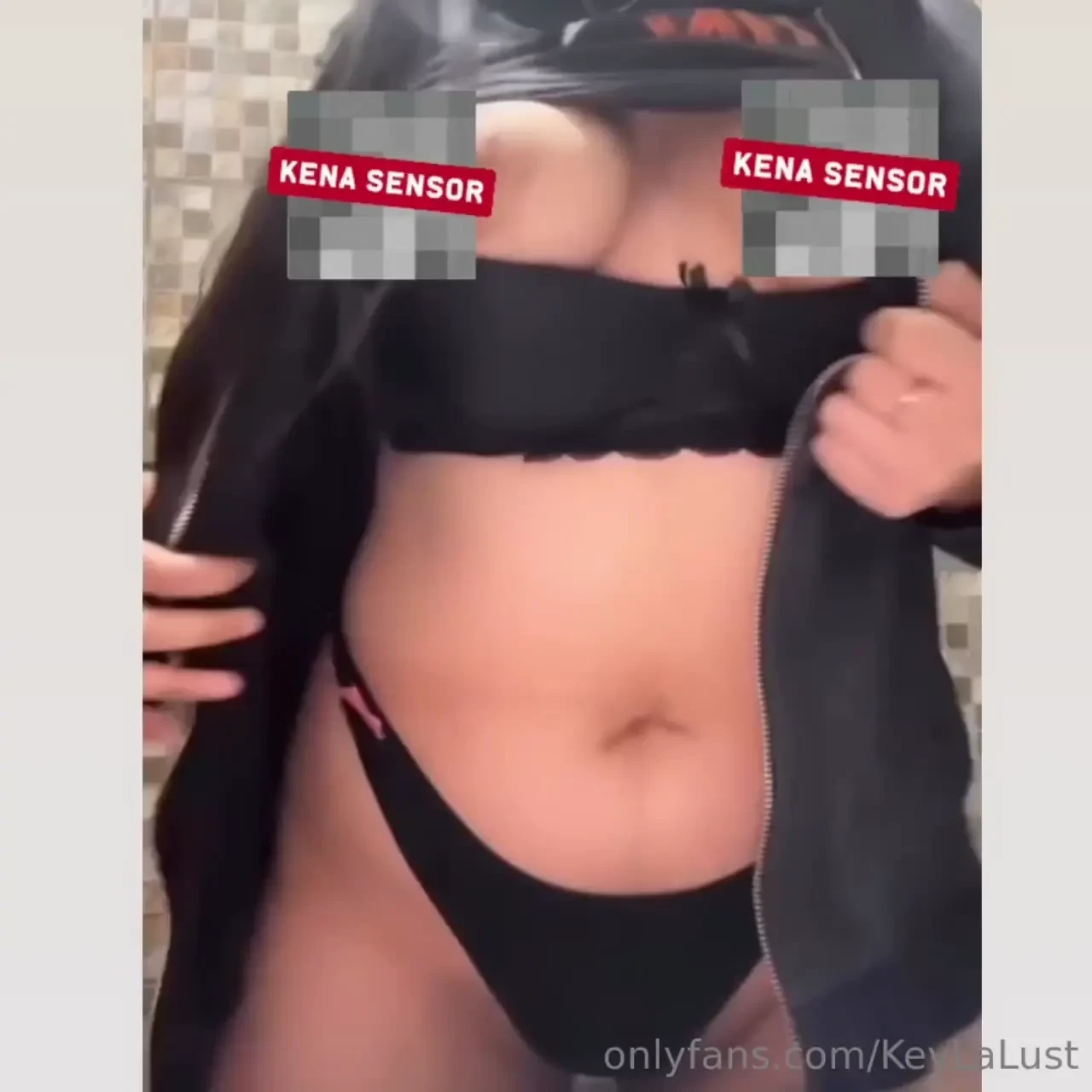 The latina of your dreams i m online available for rate or session - - 