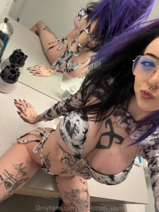 Dm me let me be your obsession tonight