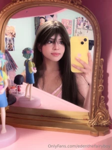 Hello there i bought a cute mirror for my room say hi back please part 2