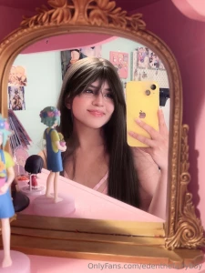 Hello there i bought a cute mirror for my room say hi back please part 5