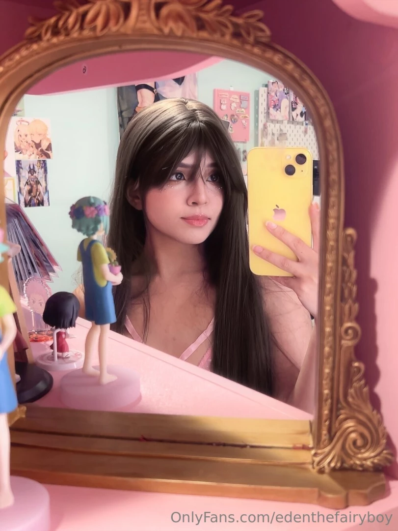 Hello there i bought a cute mirror for my room say hi back please part 1 