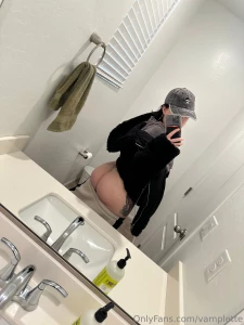 Front or back part 2801