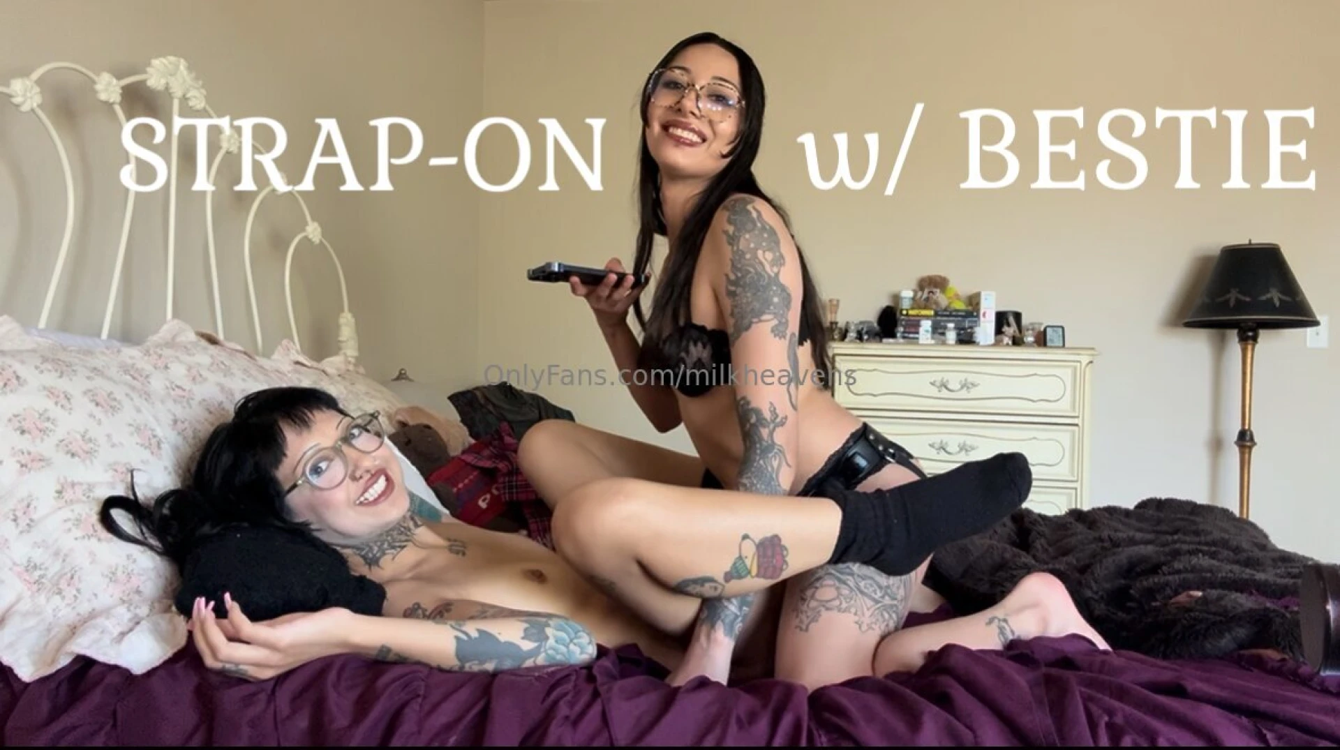 Does gxg turn you on then watch rosa and i get down and dirty in bed 