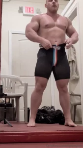 Couple of videos in my new wresting singlet perhaps a wrestling collab
