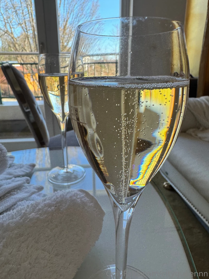 Had some fun at the tub in the hotel 