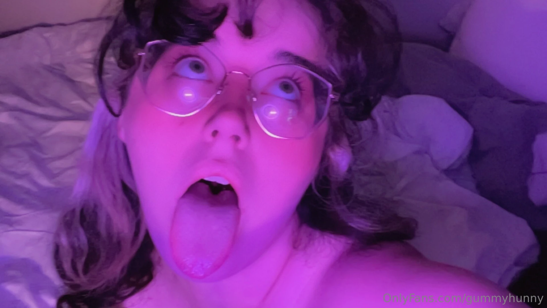 ewicgummynsfw - Some new hot short form content of me sucking my dildo touching myself 