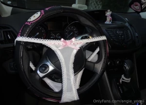 Whoever comes up with the best name for the photo i ll send a surprise