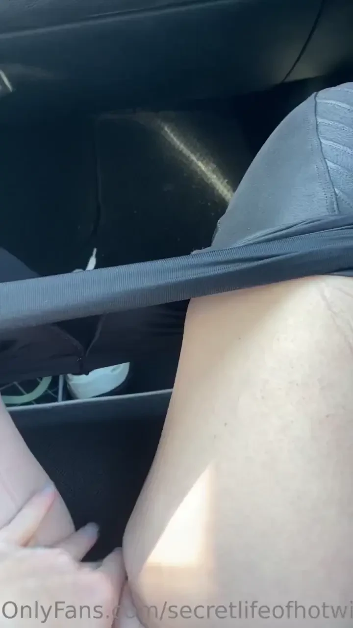 Playing with myself on the way to the game 