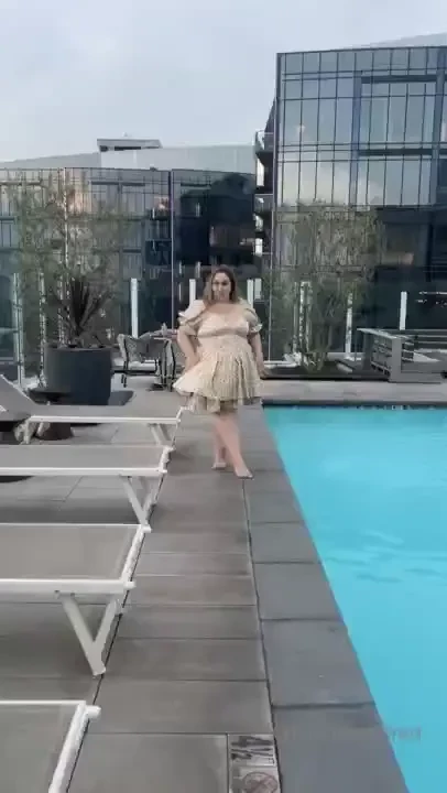 The wind do you think i m wearing underwear 