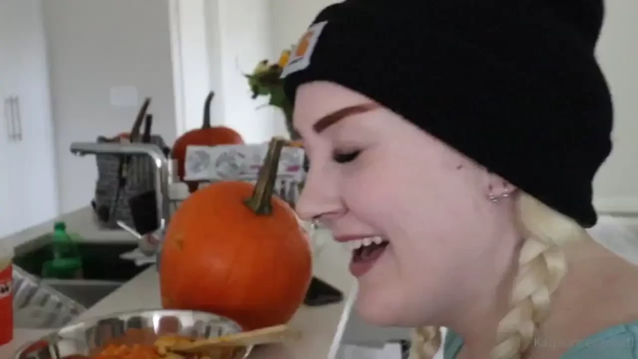Did you just spank your pumpkin lmaooo laylaambrielle vanessariley and 