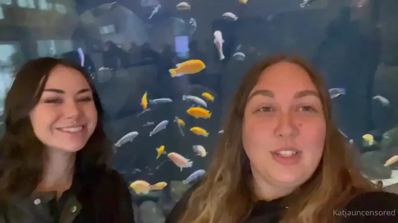 Synthia_valentine and i went on a wholesome aquarium day 