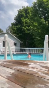 Take that swimsuit off and join me already