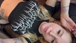 Relaxing on a sunday what are you up to