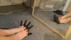 Sneak peak to the latex balloon popping video