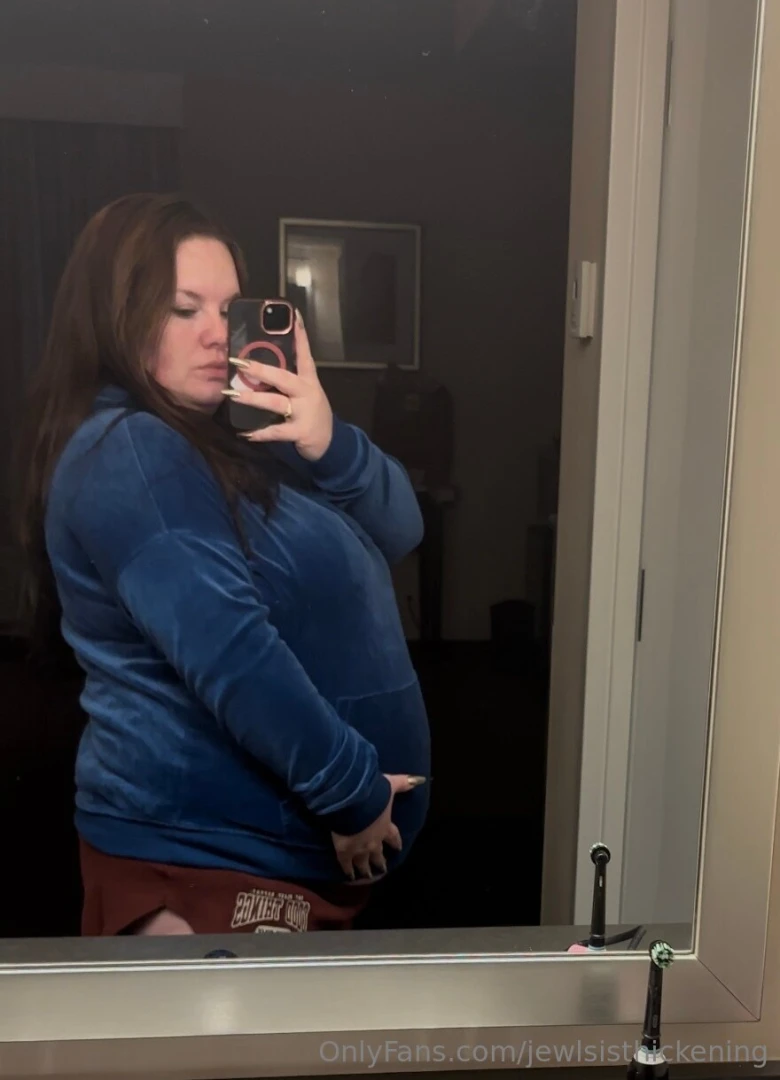 Looking very round part 2 