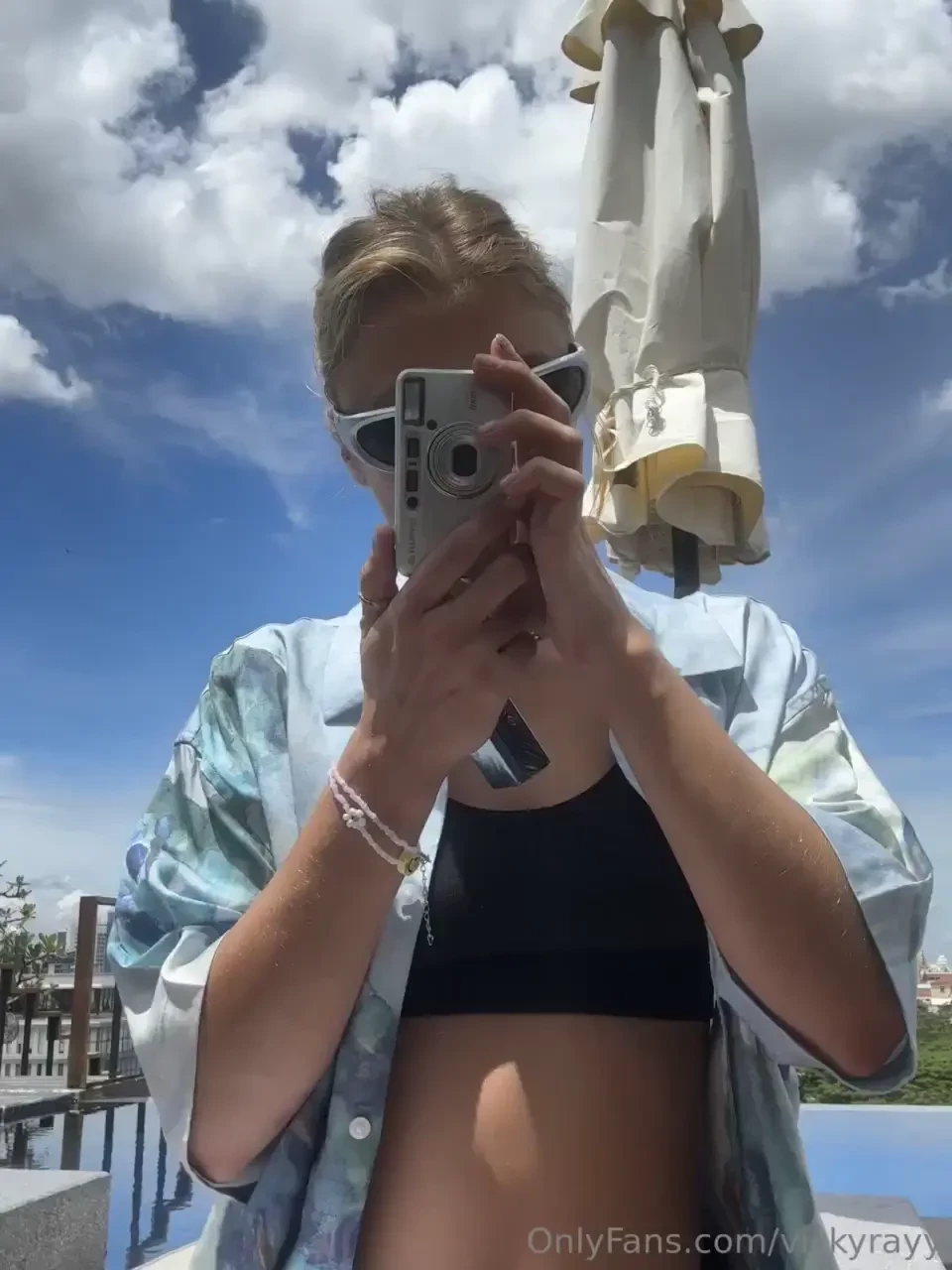 Say cheese snappin a pic for the memories 