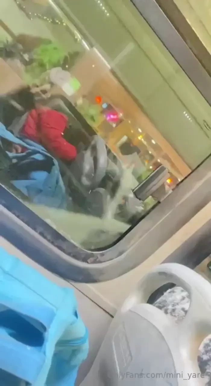 La lluvia y el frio no me quitaron lo caliente tuve que tocarme en la 